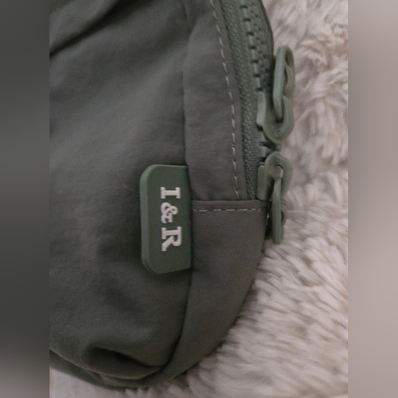 Iris & Rainbow Olive Green Crossbody Bag with Bottle Holder - Picture 9 of 11